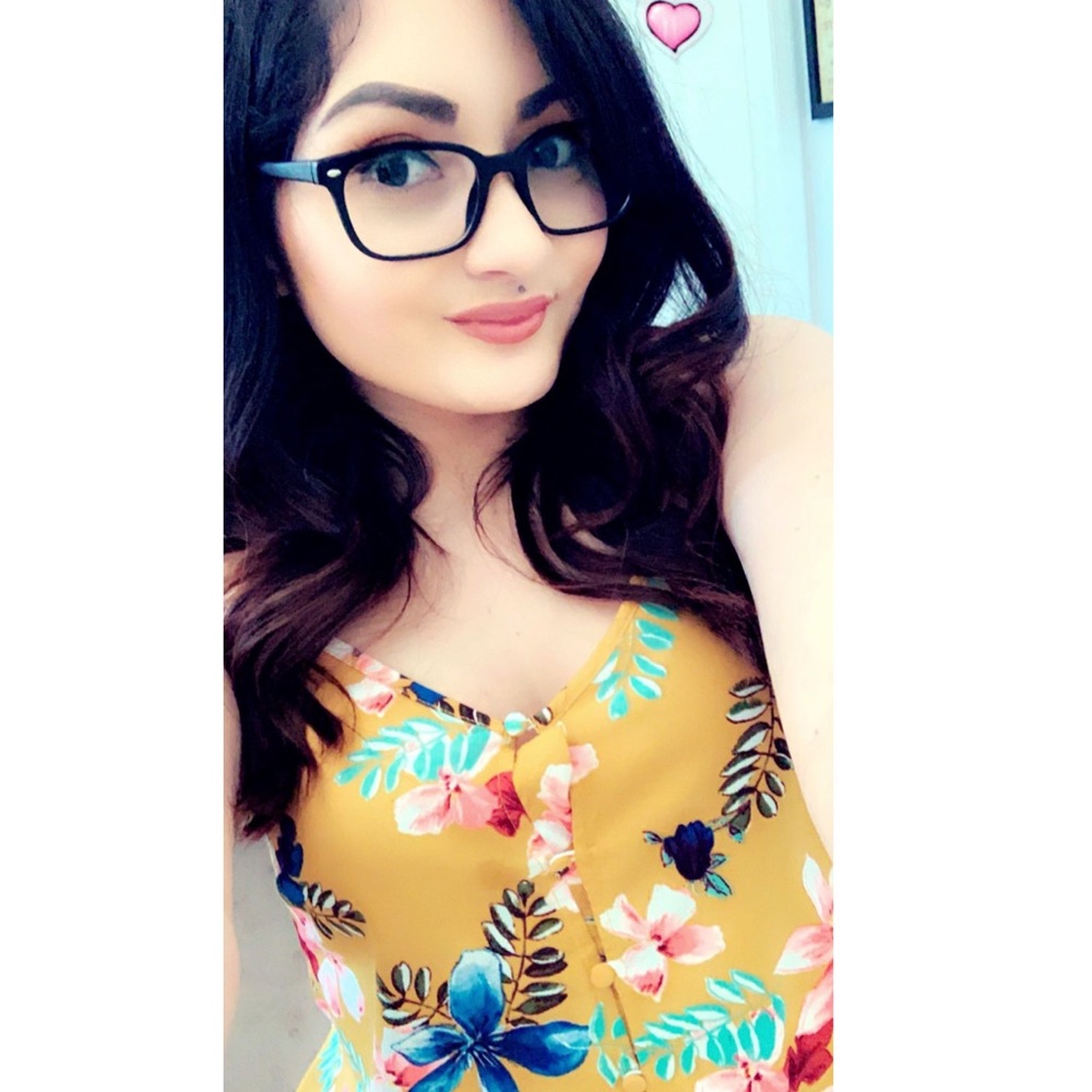 Meet your Posher, Deanna